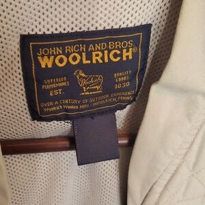 Woolrich outdoor tactical vest. Men's Med. All snaps, zippers, velcro intact.